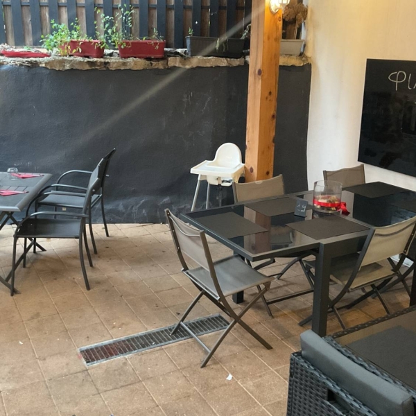 Repas de groupe - Mezzaluna - restaurant MONTALIEU-VERCIEU - Restaurant La Vallée Bleue